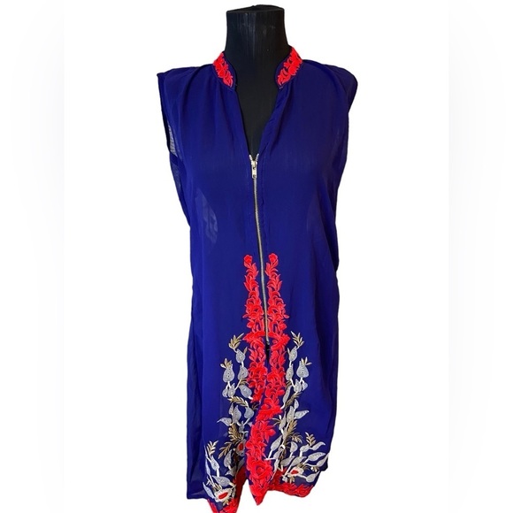 Blue Sheer Embroidered Kurta - Picture 11 of 16